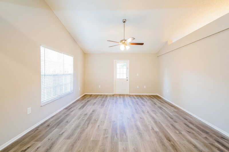 4,310/Mo, 1434 Lakehurst Way Brandon, FL 33511 Family Room View