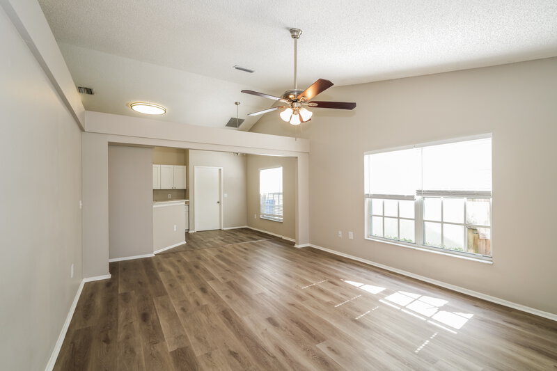 2,555/Mo, 1434 Lakehurst Way Brandon, FL 33511 Family Room View 2