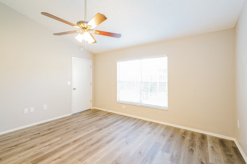 4,310/Mo, 1434 Lakehurst Way Brandon, FL 33511 Main Bedroom View