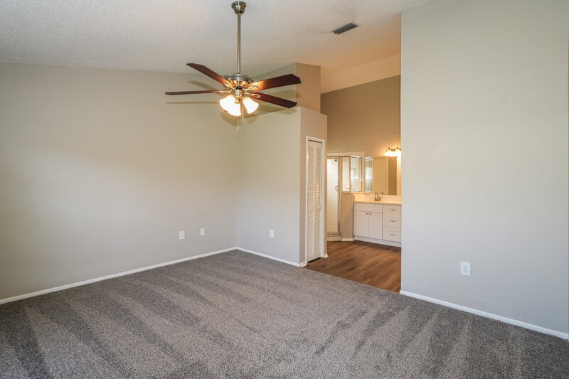 2,555/Mo, 1434 Lakehurst Way Brandon, FL 33511 Main Bedroom View