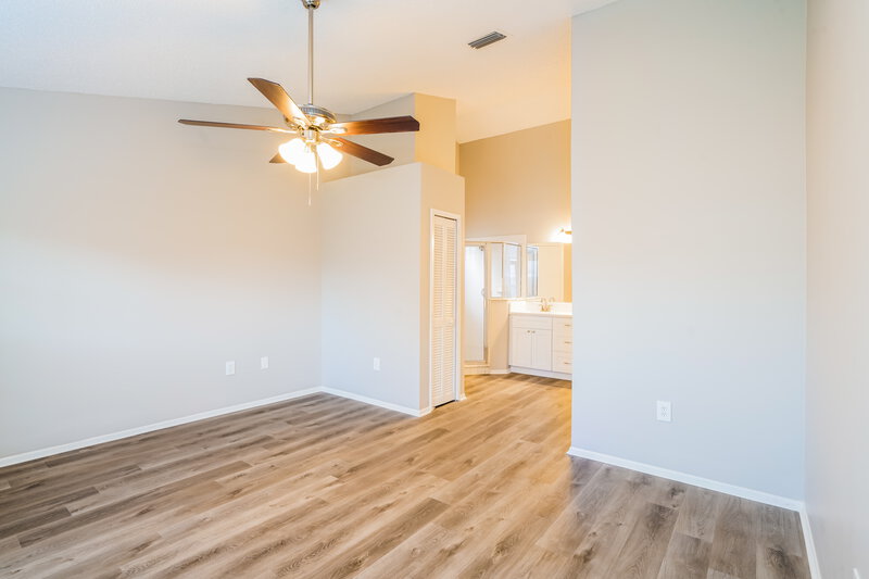 4,310/Mo, 1434 Lakehurst Way Brandon, FL 33511 Main Bedroom View 2