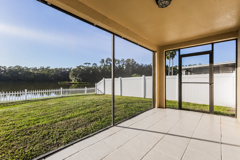 2,315/Mo, 29505 Morningmist Dr Zephyrhills, FL 33543 Sun Room View