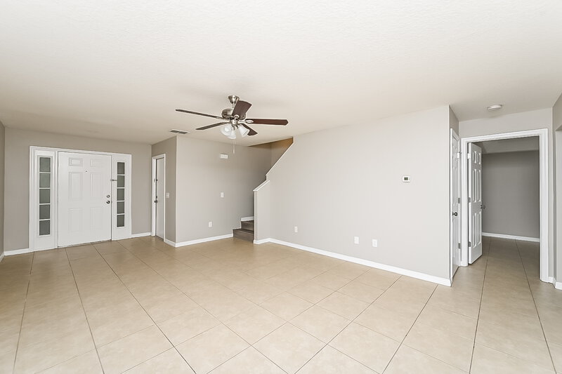 2,255/Mo, 6204 Kiteridge Dr Lithia, FL 33547 Living Room View