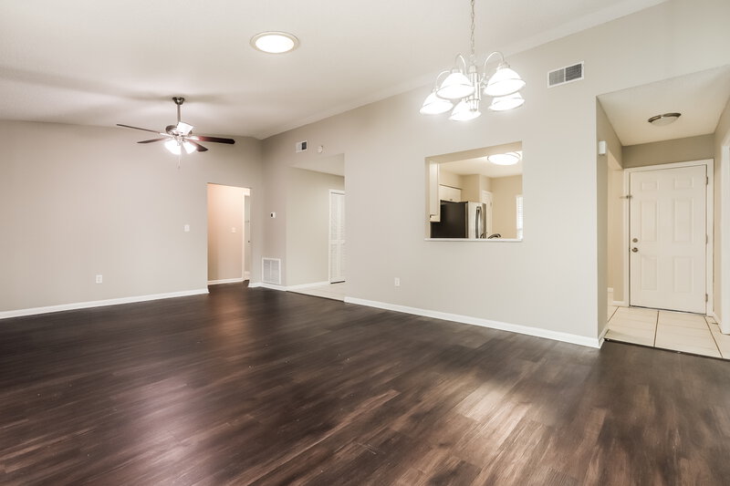 2,215/Mo, 3043 Annadale Cir Brandon, FL 33511 Dining Room View