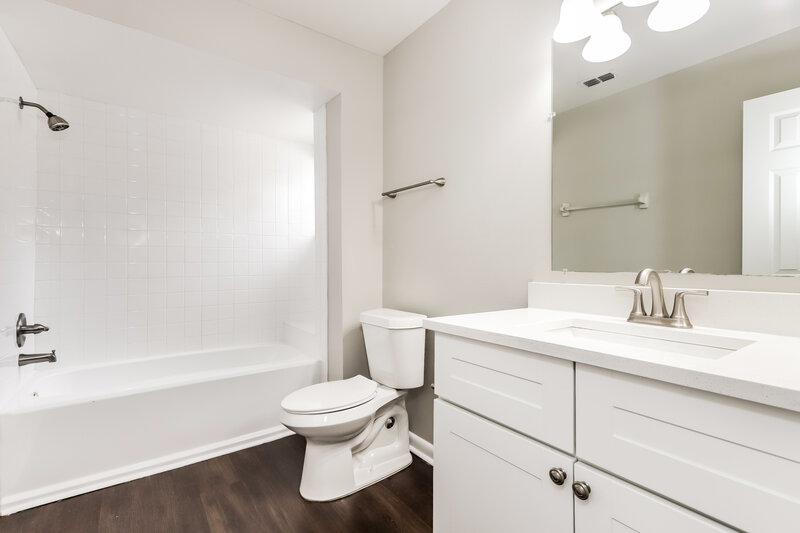 2,215/Mo, 3043 Annadale Cir Brandon, FL 33511 Bathroom View