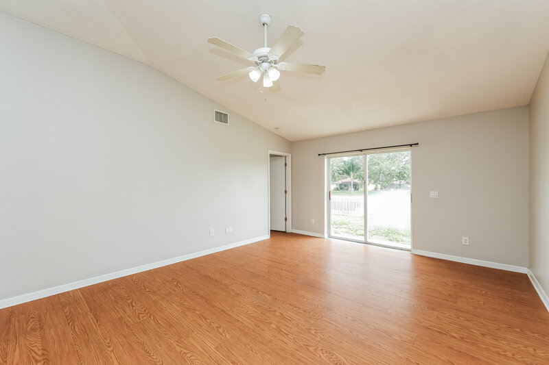1,960/Mo, 13331 Prestwick Dr Riverview, FL 33579 Living Room View 3