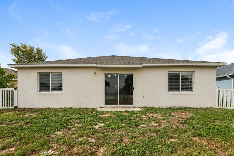 1,960/Mo, 13331 Prestwick Dr Riverview, FL 33579 Rear View