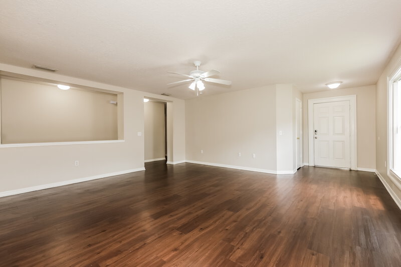 2,250/Mo, 2292 Blackwood Dr Mulberry, FL 33860 Living Room View