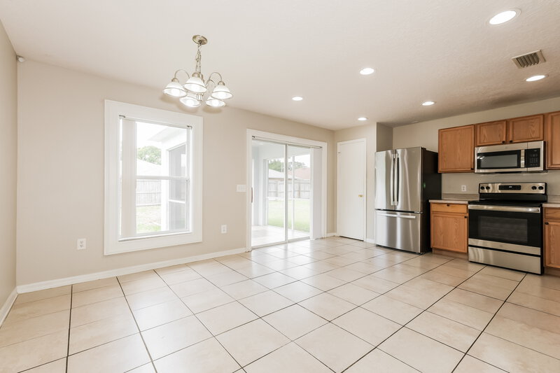 2,250/Mo, 2292 Blackwood Dr Mulberry, FL 33860 Dining Room View