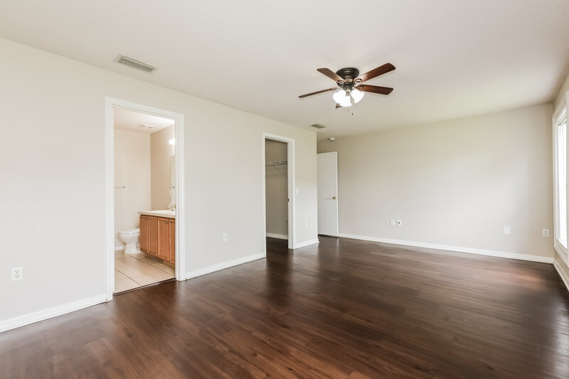 2,250/Mo, 2292 Blackwood Dr Mulberry, FL 33860 Main Bedroom View 2