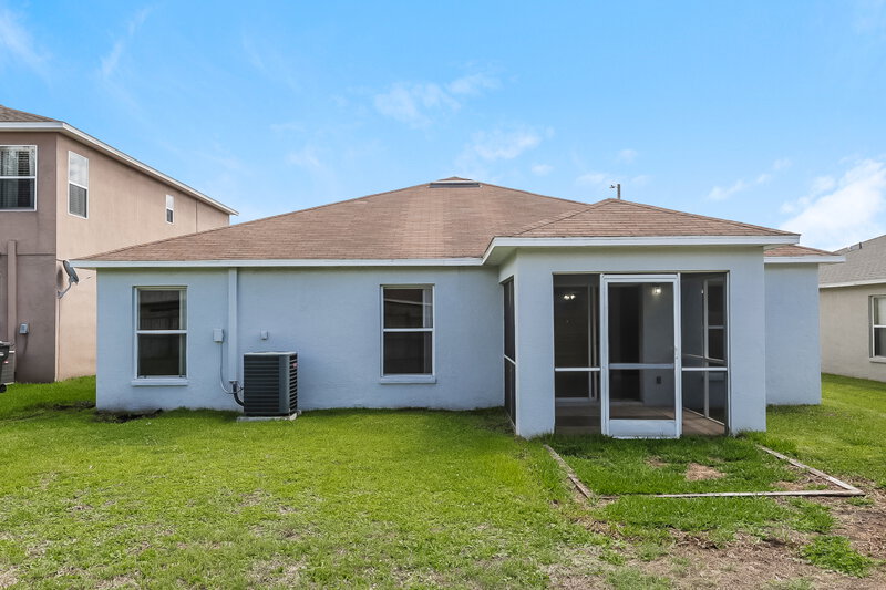 2,250/Mo, 2292 Blackwood Dr Mulberry, FL 33860 Rear View 2