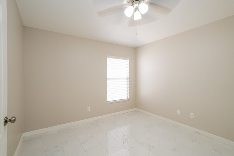 2,040/Mo, 1005 Harvest Moon Dr Seffner, FL 33584 Bedroom View 2
