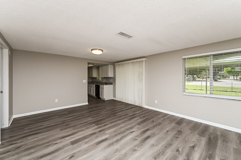 3,560/Mo, 643 Pine Forest Dr Brandon, FL 33511 Dining Room View