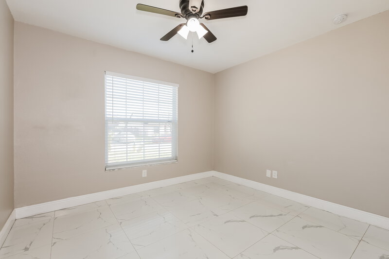 2,490/Mo, 1735 Tarah Trace Dr Brandon, FL 33510 Bedroom View 2