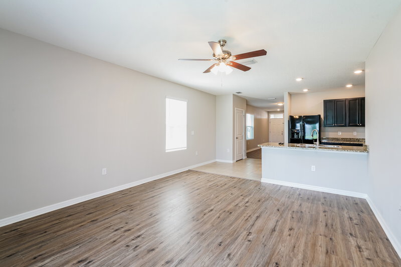 2,310/Mo, 32667 Dashel Palm Ln Wesley Chapel, FL 33543 Sitting Room View