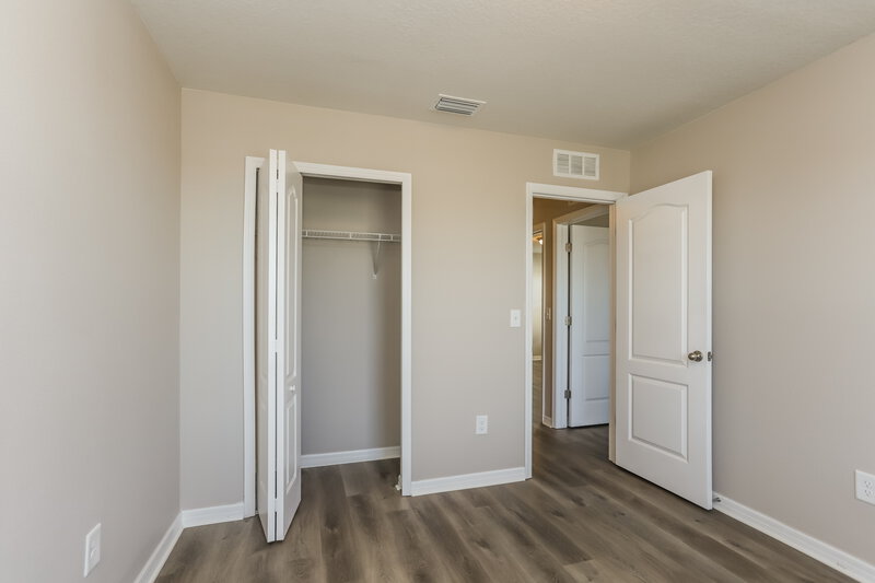 2,430/Mo, 11929 Grand Kempston Dr Gibsonton, FL 33534 Bedroom View 3