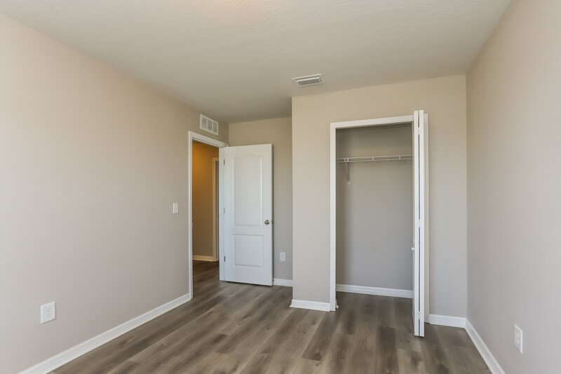 2,430/Mo, 11929 Grand Kempston Dr Gibsonton, FL 33534 Bedroom View 4