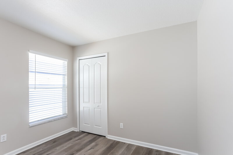 2,285/Mo, 12328 Hawkeye Point Pl Riverview, FL 33578 Bedroom View