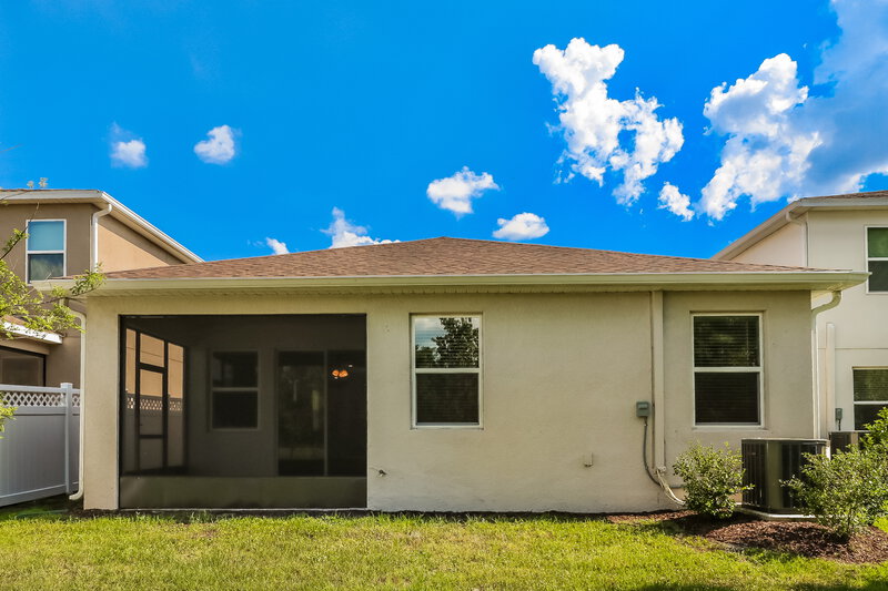2,335/Mo, 7491 Ashcroft Dr Wesley Chapel, FL 33545 Rear View