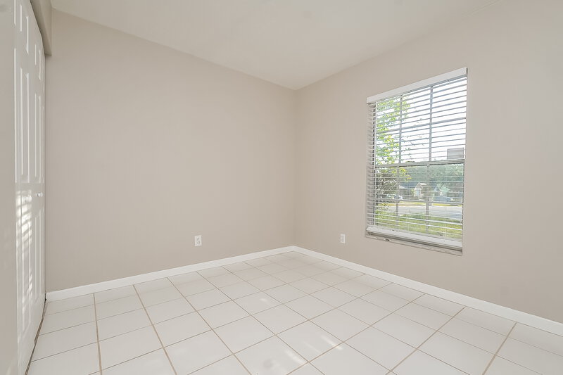 2,100/Mo, 304 Regal Park Dr Valrico, FL 33594 Bedroom View