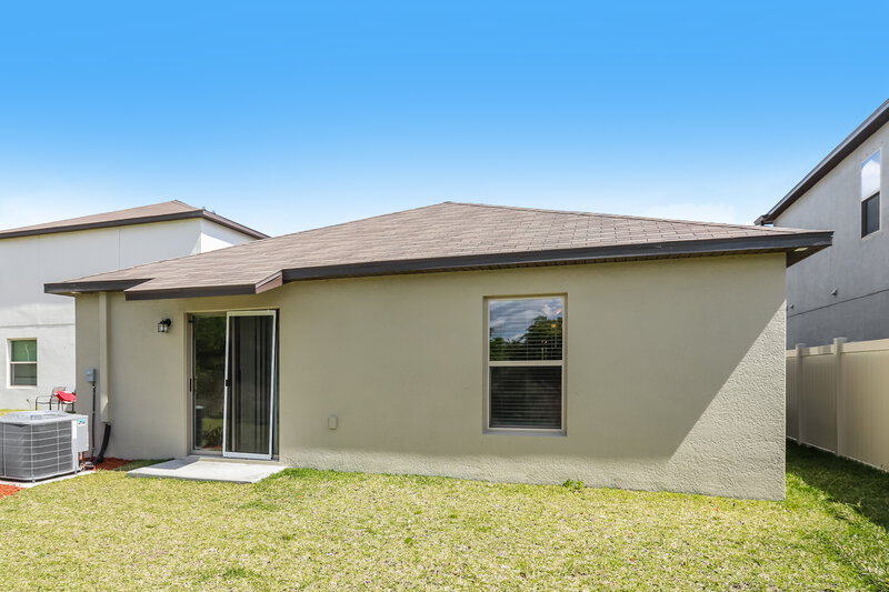 1,970/Mo, 4252 Unbridled Song Dr Sun City Center, FL 33573 Rear View 2