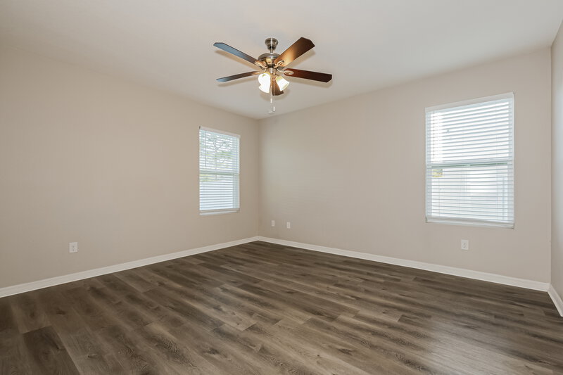 2,180/Mo, 36618 Goffaux Loop Zephyrhills, FL 33541 Main Bedroom View