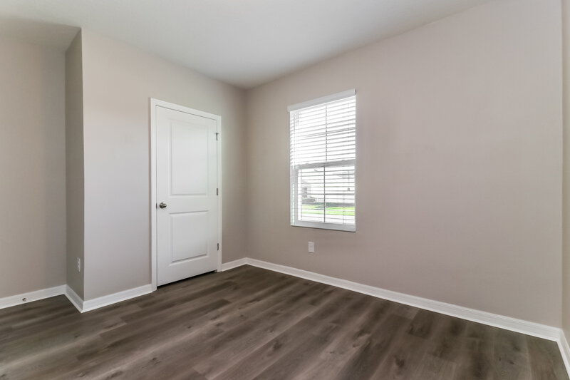 2,200/Mo, 36618 Goffaux Loop Zephyrhills, FL 33541 Bedroom View 3