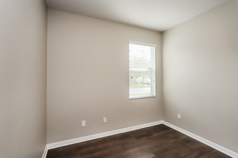 1,865/Mo, 916 Parker Den Dr Ruskin, FL 33570 Bedroom View 3