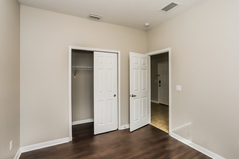 1,865/Mo, 916 Parker Den Dr Ruskin, FL 33570 Bedroom View 4