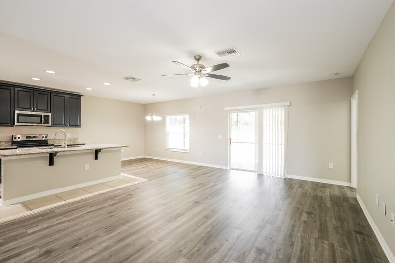 1,975/Mo, 12452 Chaya Ct Spring Hill, FL 34610 Living Room View 2