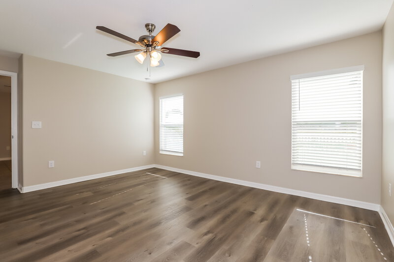 2,265/Mo, 912 Zone Tailed Hawk Pl Ruskin, FL 33570 Main Bedroom View