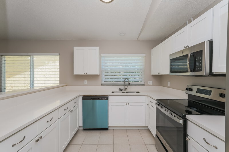 1,915/Mo, 2004 Helm Ln Valrico, FL 33594 Misc View 4