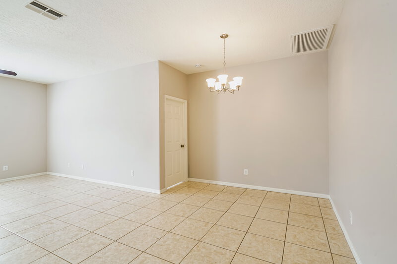 2,190/Mo, 765 Star Pointe Dr Seffner, FL 33584 Dining Room View