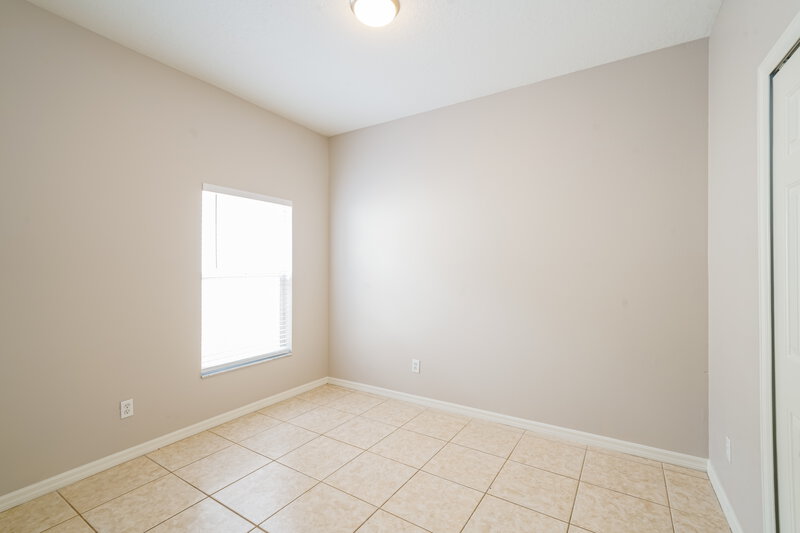 2,190/Mo, 765 Star Pointe Dr Seffner, FL 33584 Bedroom View