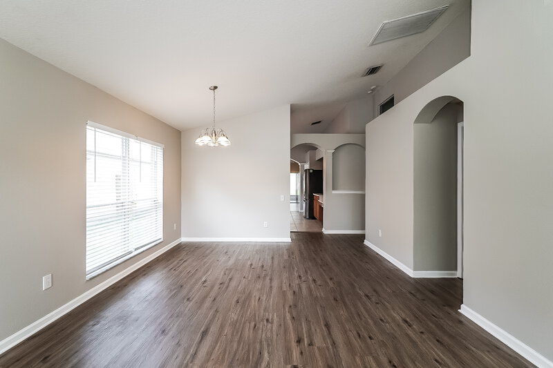 2,445/Mo, 10229 Hunters Haven Blvd Riverview, FL 33578 Living Room View 4