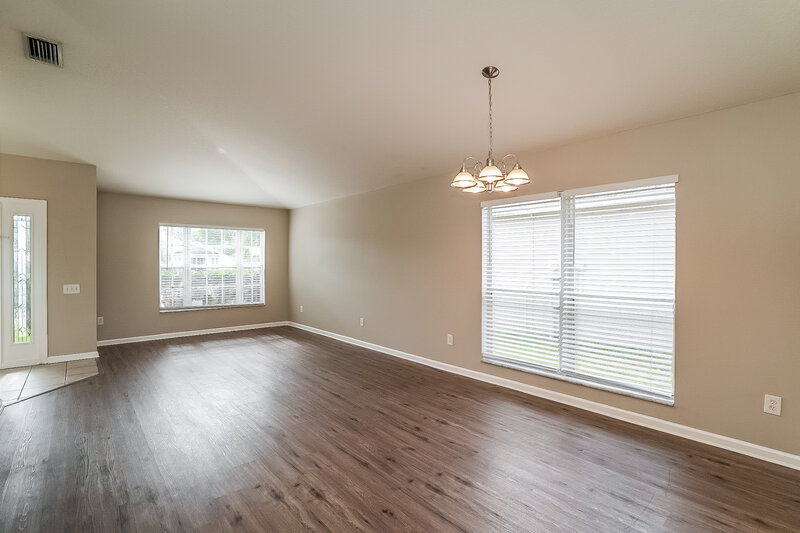 2,445/Mo, 10229 Hunters Haven Blvd Riverview, FL 33578 Dining Room View