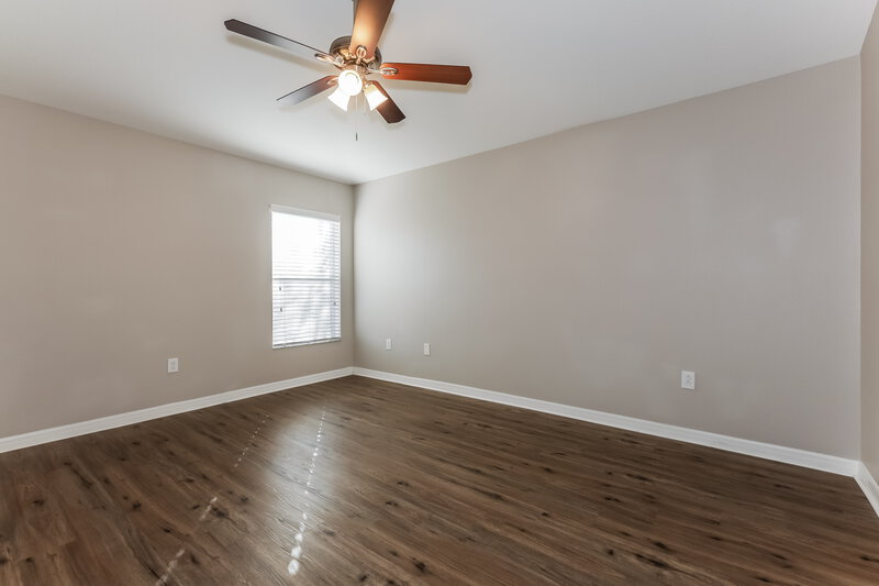 2,350/Mo, 15412 Feather Star Pl Ruskin, FL 33573 Main Bedroom View