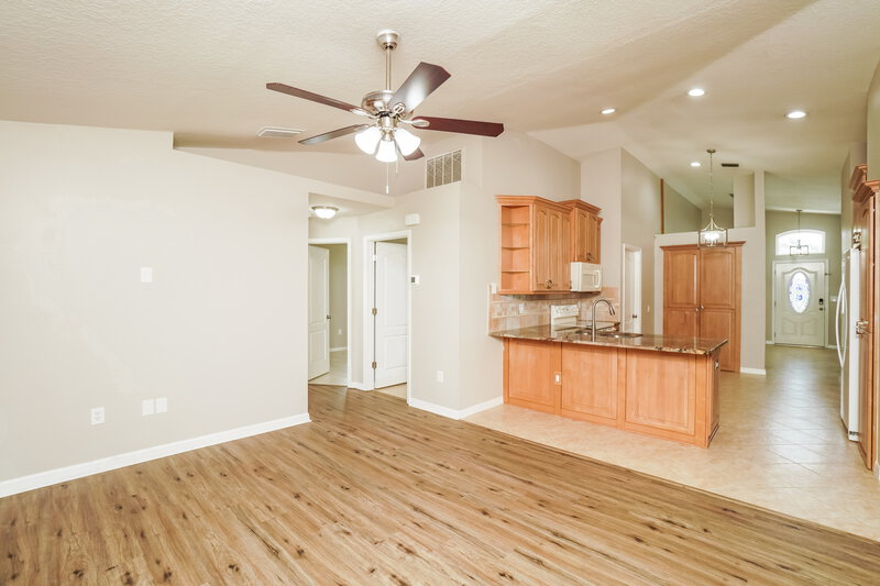 3,660/Mo, 3217 Castle Rock Cir Land O Lakes, FL 34639 Living Room View 2