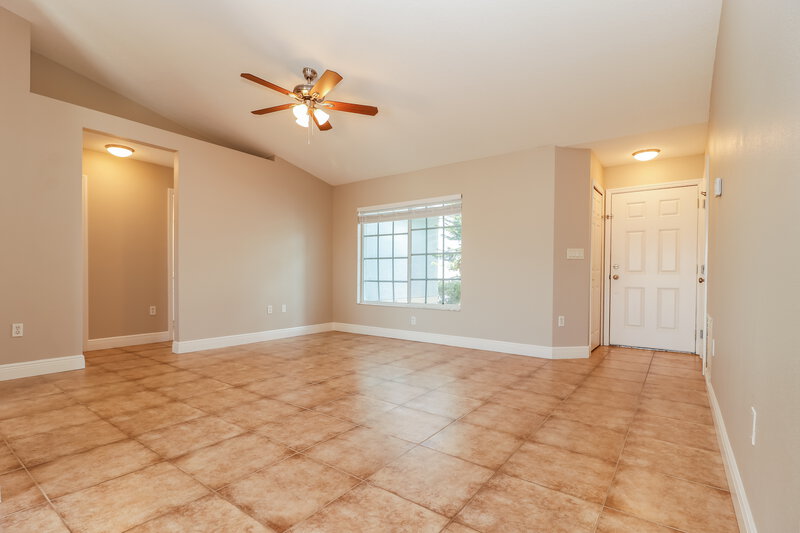 3,710/Mo, 13244 Prestwick Dr Riverview, FL 33579 Living Room View