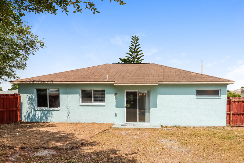 3,710/Mo, 13244 Prestwick Dr Riverview, FL 33579 Rear View