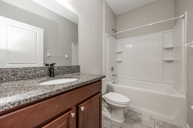 2,095/Mo, 21018 Picket Fence Ct Land O' Lakes, FL 34637 Bathroom View