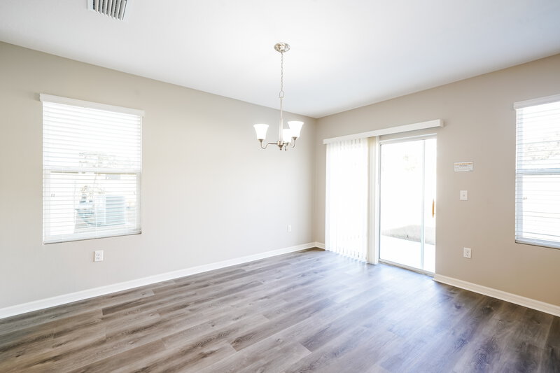 2,320/Mo, 9818 Warm Stone St Thonotosassa, FL 33592 Dining Room View