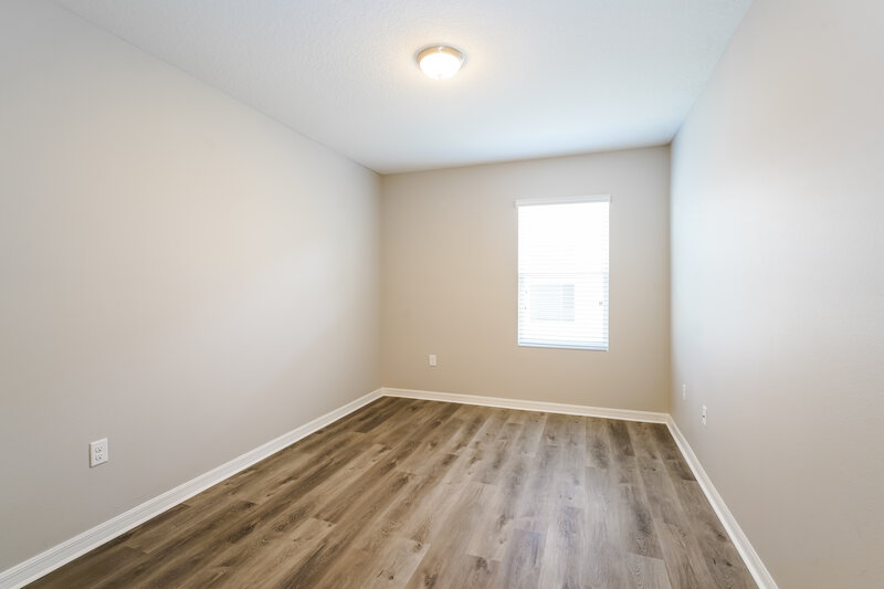 2,320/Mo, 9818 Warm Stone St Thonotosassa, FL 33592 Bedroom View 3