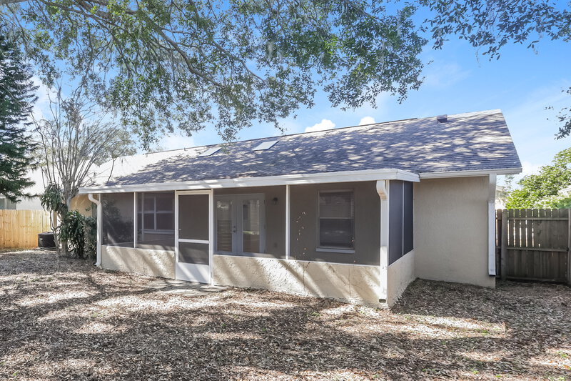 2,420/Mo, 1708 Larabie Ct Brandon, FL 33511 Rear View