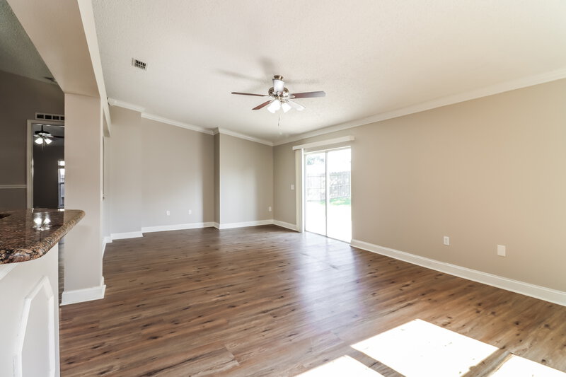 2,220/Mo, 12928 Brookcrest Pl Riverview, FL 33578 Living Room View 2