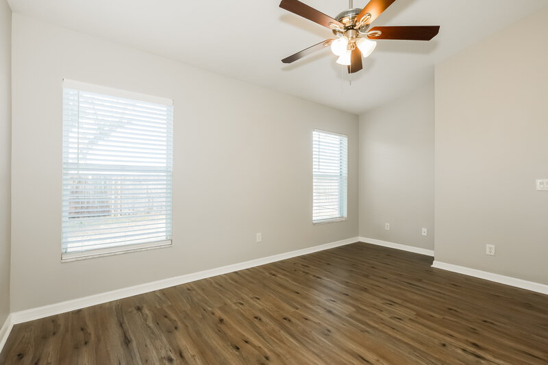 2,035/Mo, 18036 Birdwater Dr Tampa, FL 33647 Main Bedroom View