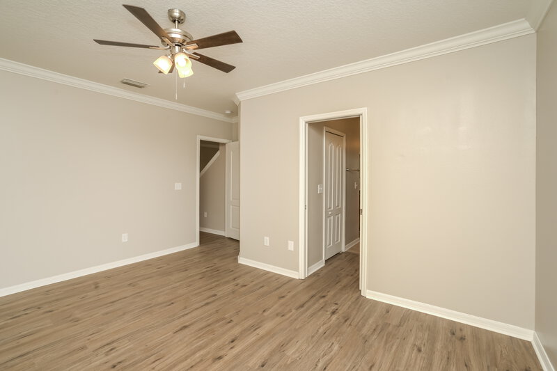 2,570/Mo, 10130 Perthshire Cir Land O Lakes, FL 34638 Main Bedroom View 2