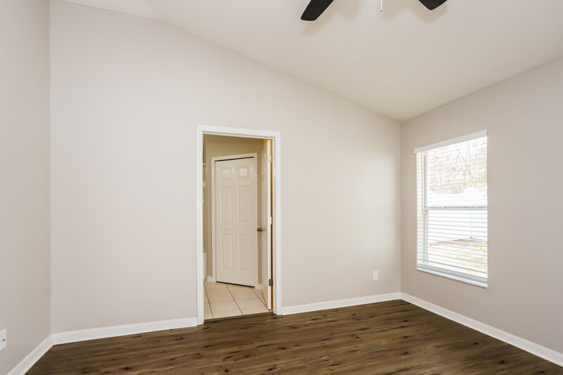 2,305/Mo, 13034 Terrace Springs Dr Temple Terrace, FL 33637 Main Bedroom View