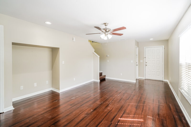 3,710/Mo, 6023 Sand Key Ln Wesley Chapel, FL 33545 Living Room View 2