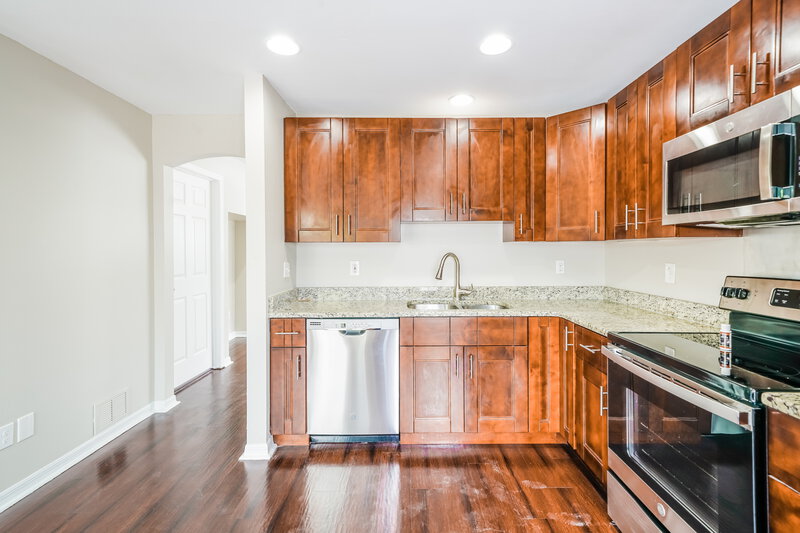 3,710/Mo, 6023 Sand Key Ln Wesley Chapel, FL 33545 Kitchen View 2